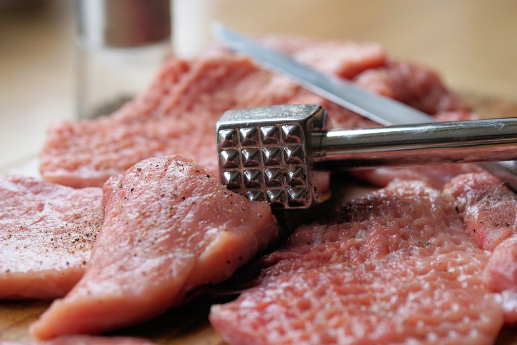 Carnes rojas y procesadas, en su justa medida no elevan el riesgo de