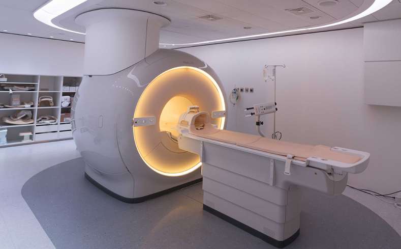 Resonancia Magnética Digital 3T única en España – Hospital