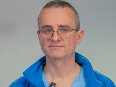 Dr. Núñez Gil, Iván