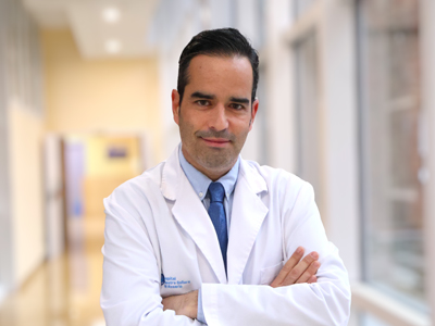 Dr. González-García, Raúl