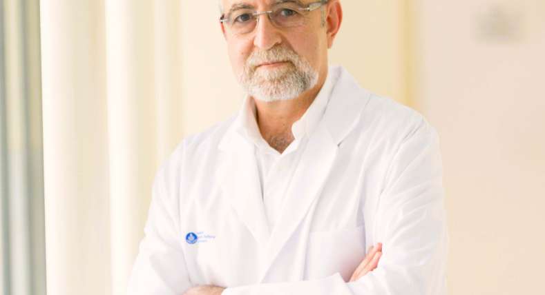 Dr. Alfredo Casasco(1)